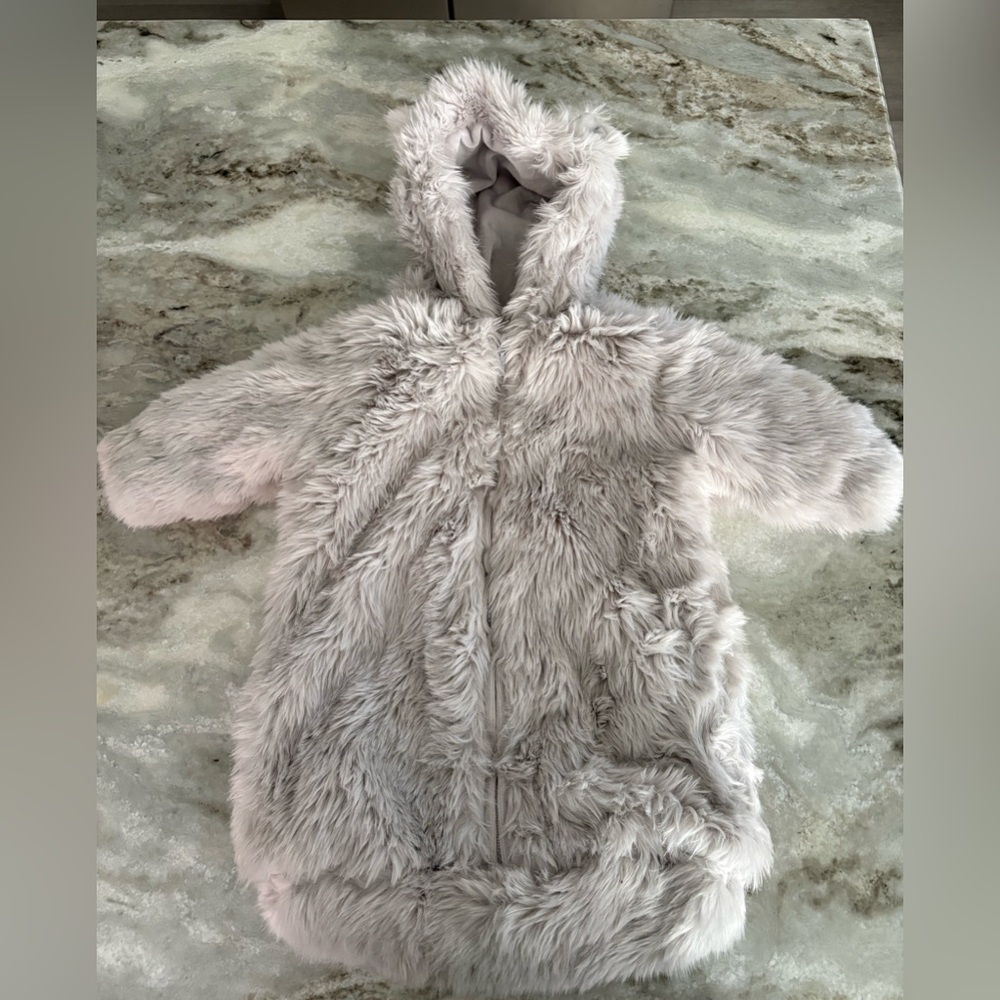 Restoration Hardware Luxe Faux Fur Baby Bunting/Snow Suit, 6m, gray, Winter Warm